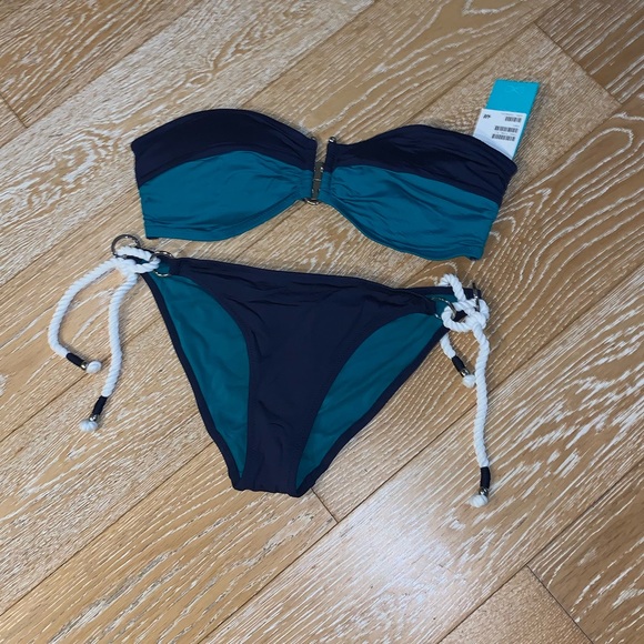 Bikini Set - Picture 2 of 3